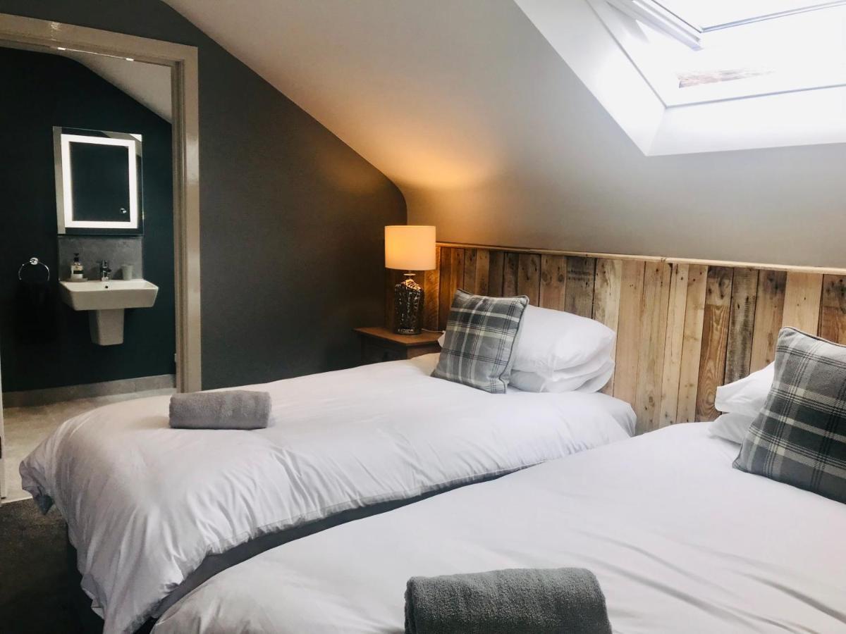Rostrevor Mountain Lodge - Glamping Pods - Revive Sauna & Hot Tubs Экстерьер фото
