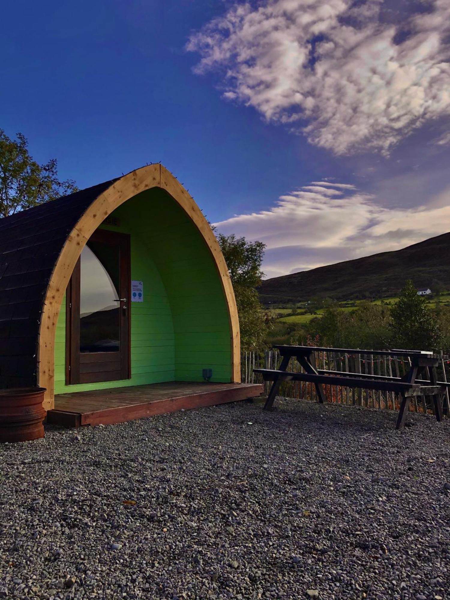 Rostrevor Mountain Lodge - Glamping Pods - Revive Sauna & Hot Tubs Экстерьер фото