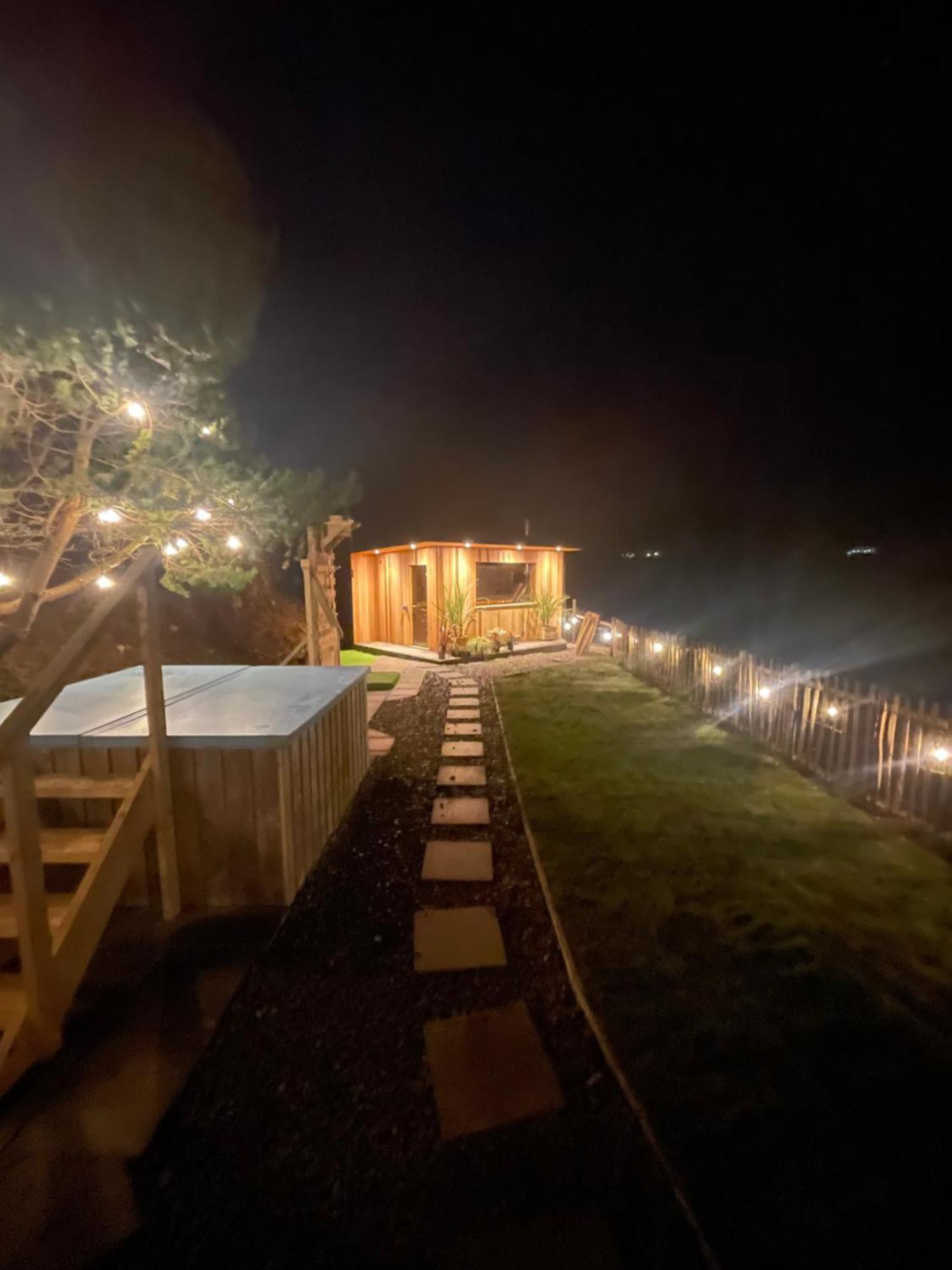 Rostrevor Mountain Lodge - Glamping Pods - Revive Sauna & Hot Tubs Экстерьер фото