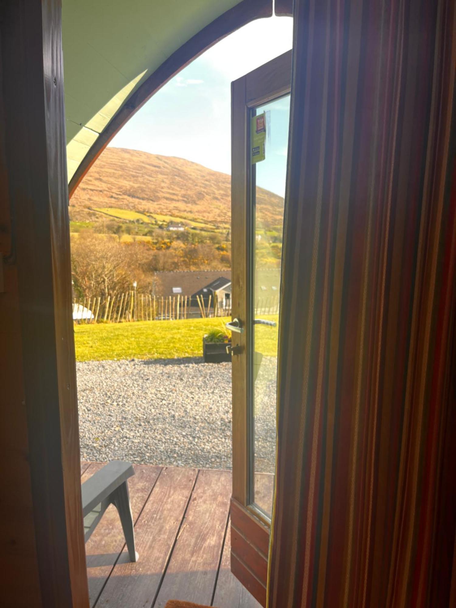 Rostrevor Mountain Lodge - Glamping Pods - Revive Sauna & Hot Tubs Экстерьер фото